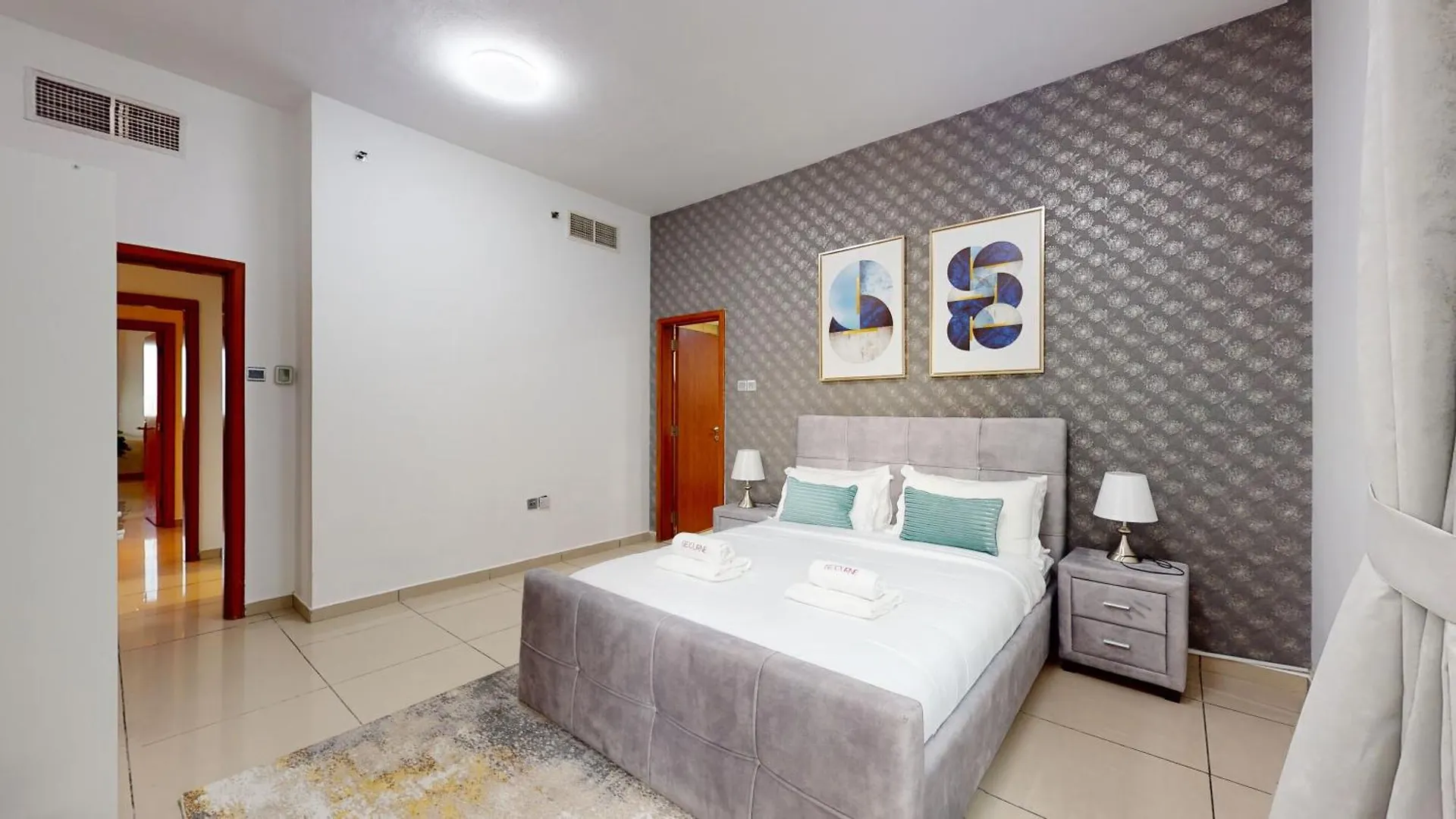 アパート Mp12 - Luxurious 2Br In Marina Pinnacle Tower ドバイ